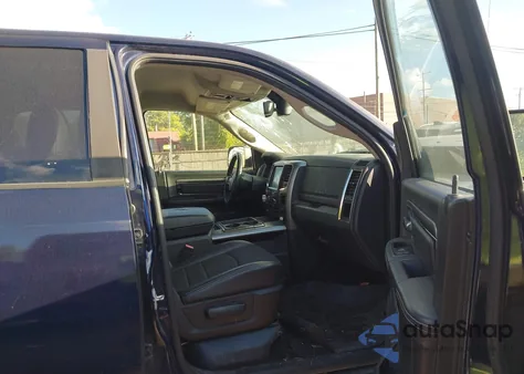 2015 Ram 1500 Sport из США, поврежденный, VIN 1C6RR7UT7FS571273